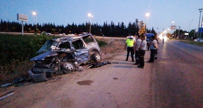 Hatay'da trafik kazası: 2 ölü, 5 yaralı